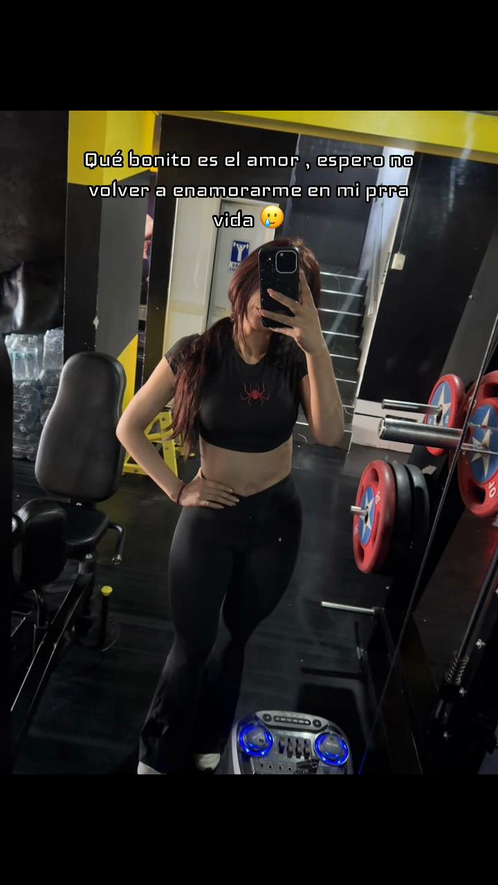 @Canelita 👄
