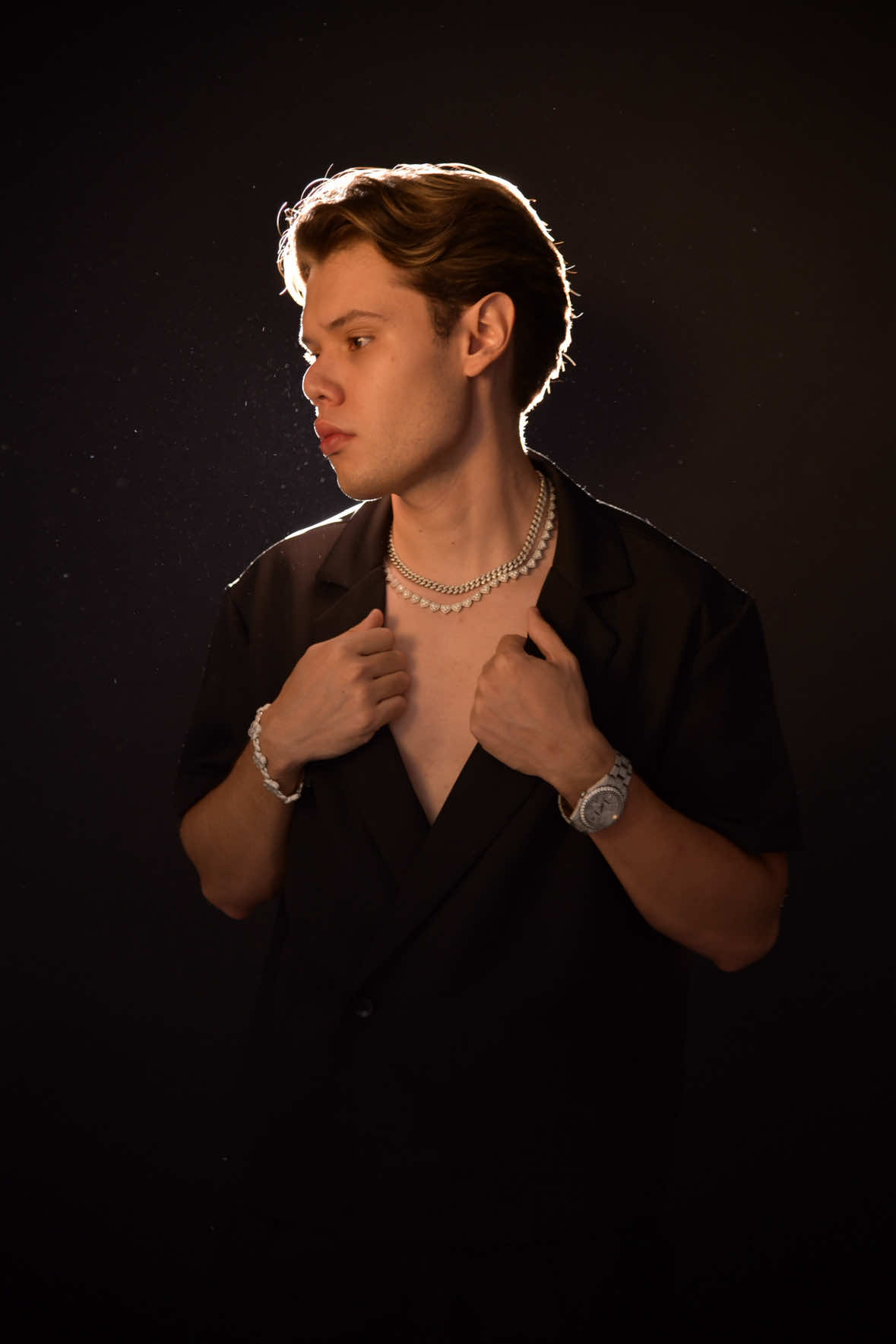 @𝐁 𝐋𝐀𝐓𝐈𝐍 𝐌𝐔𝐒𝐈𝐂