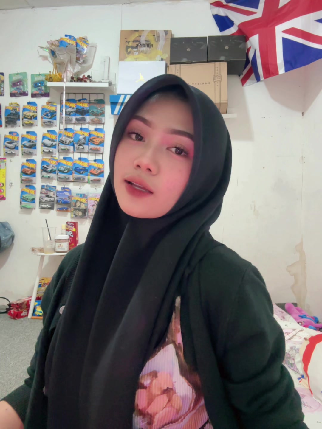 @𝐚𝐧𝐢𝐬