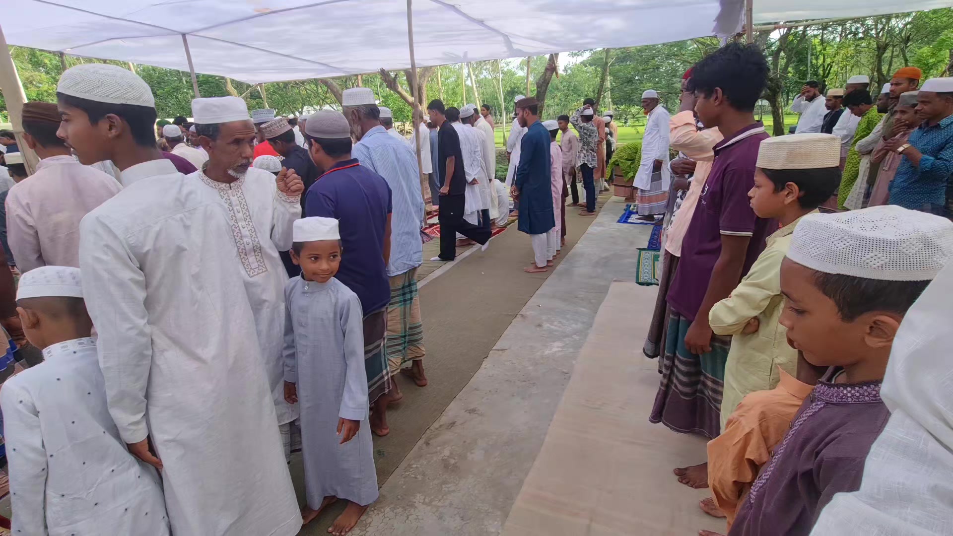 @বাঁশখালী ছেলে ফরহাদ