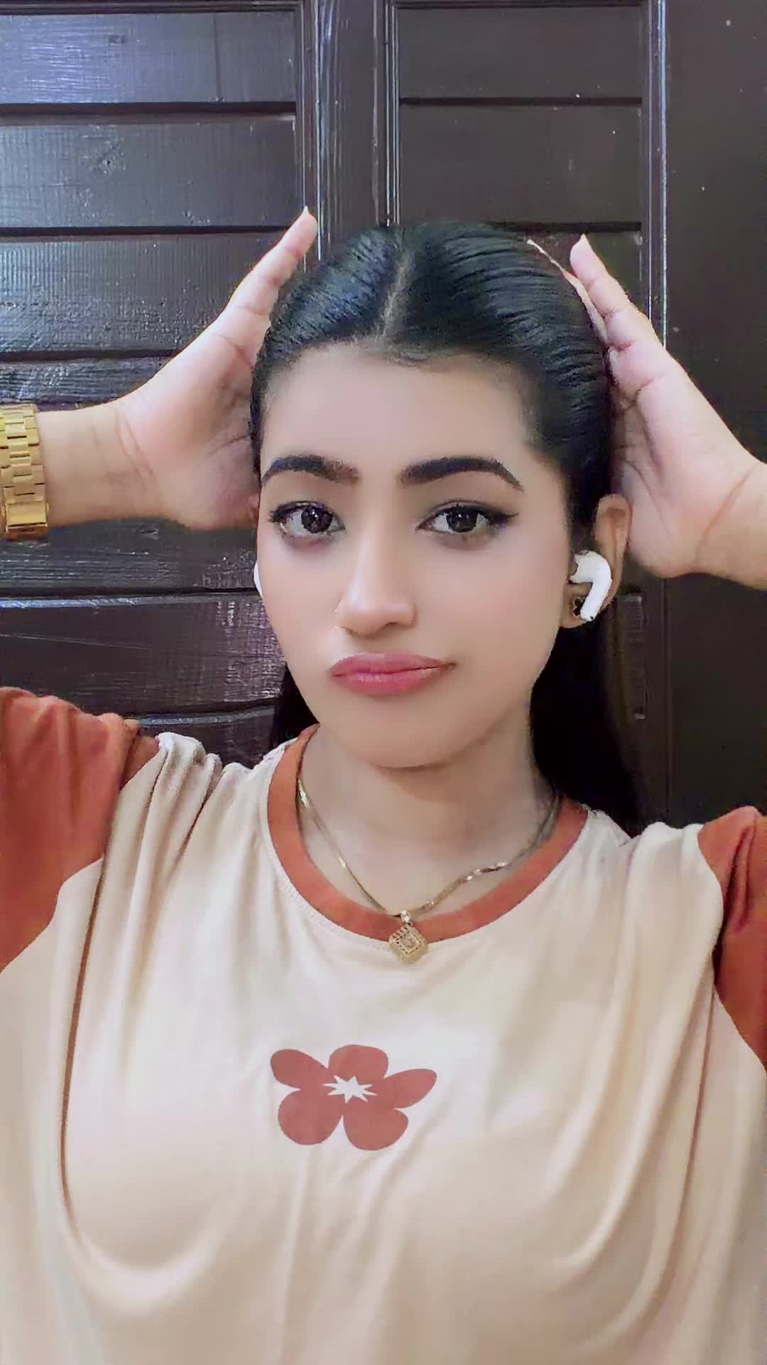 @Malaika naz 👸🏻