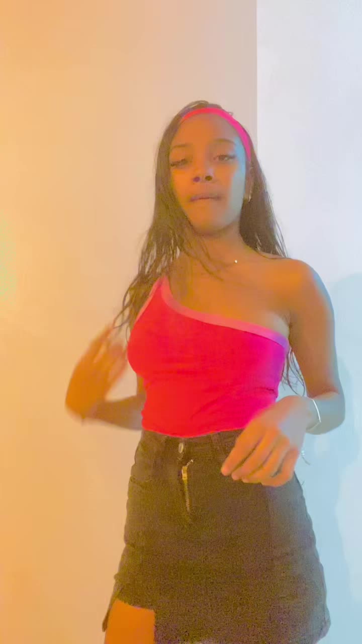 @S💋!