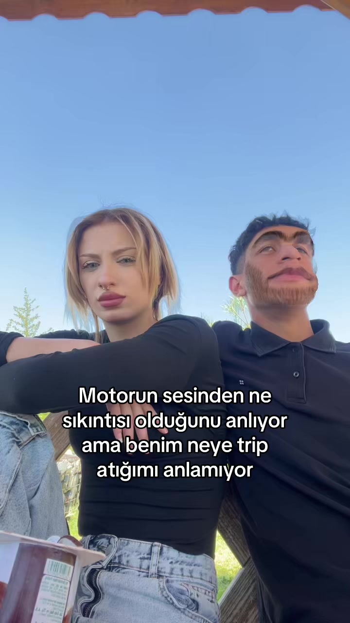 @L U R E N 🦅