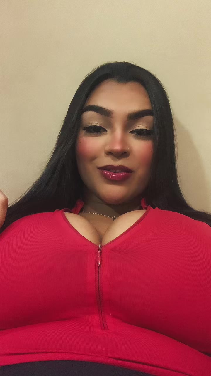 @Julya Souza