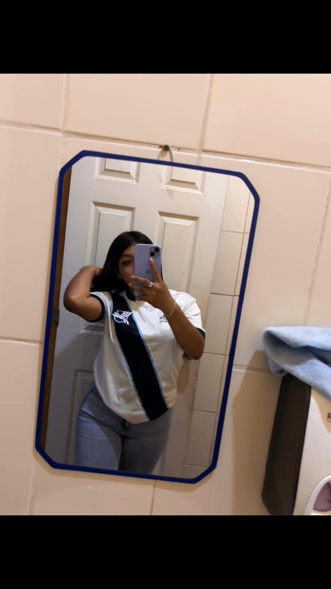 @Elizabeth🦋❤️