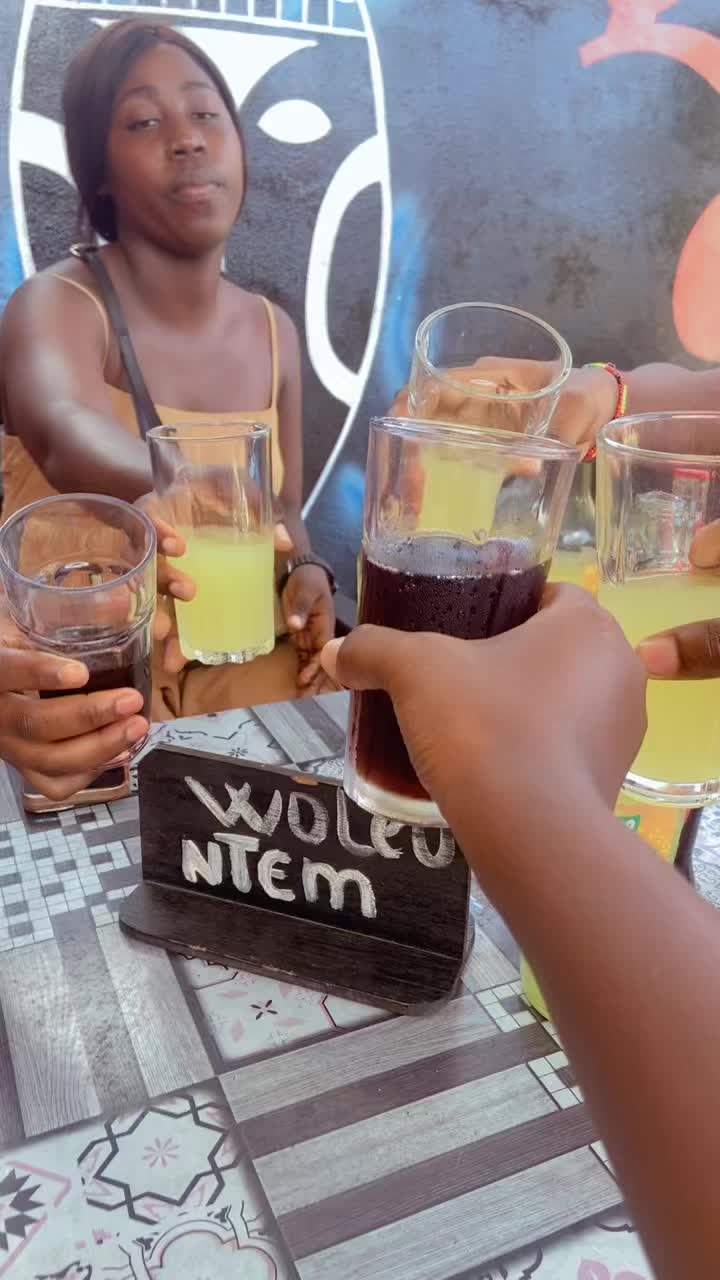@La poupée noire 🍫🍩