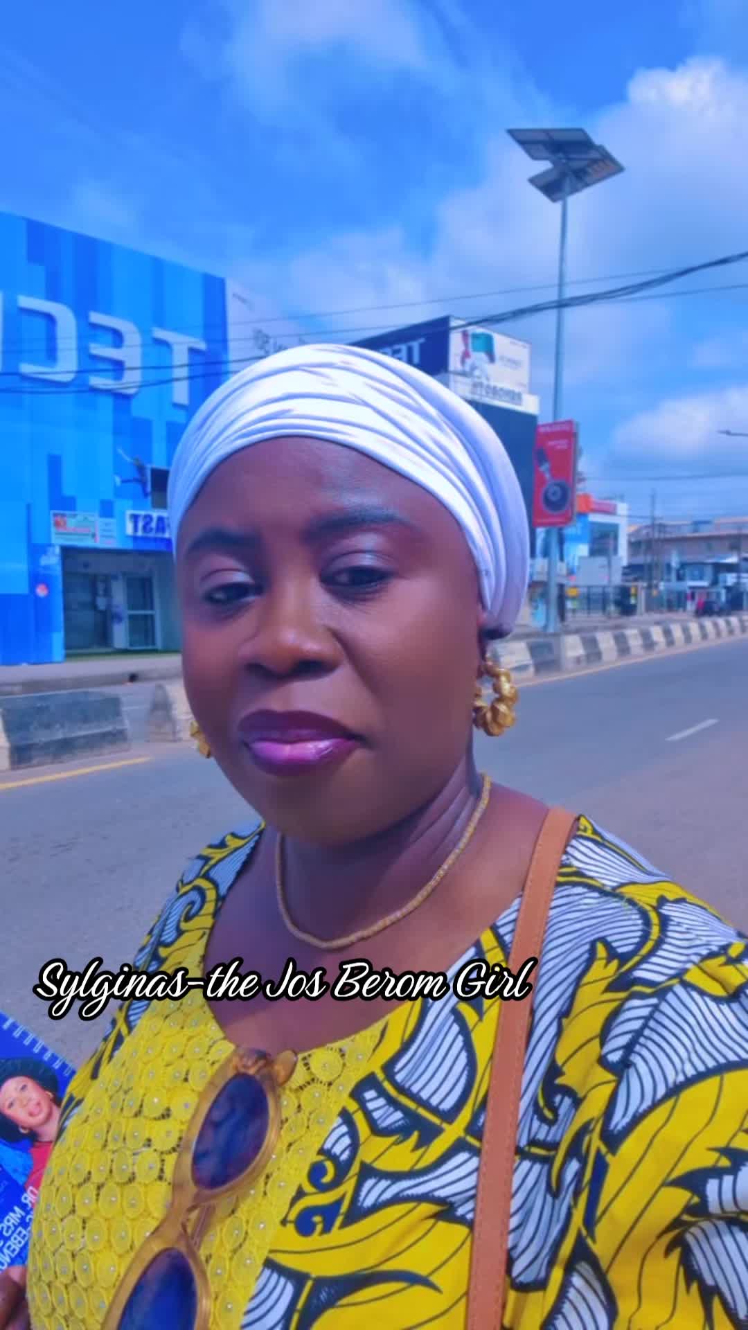 @SYLGINAS the Jos Berom Girl