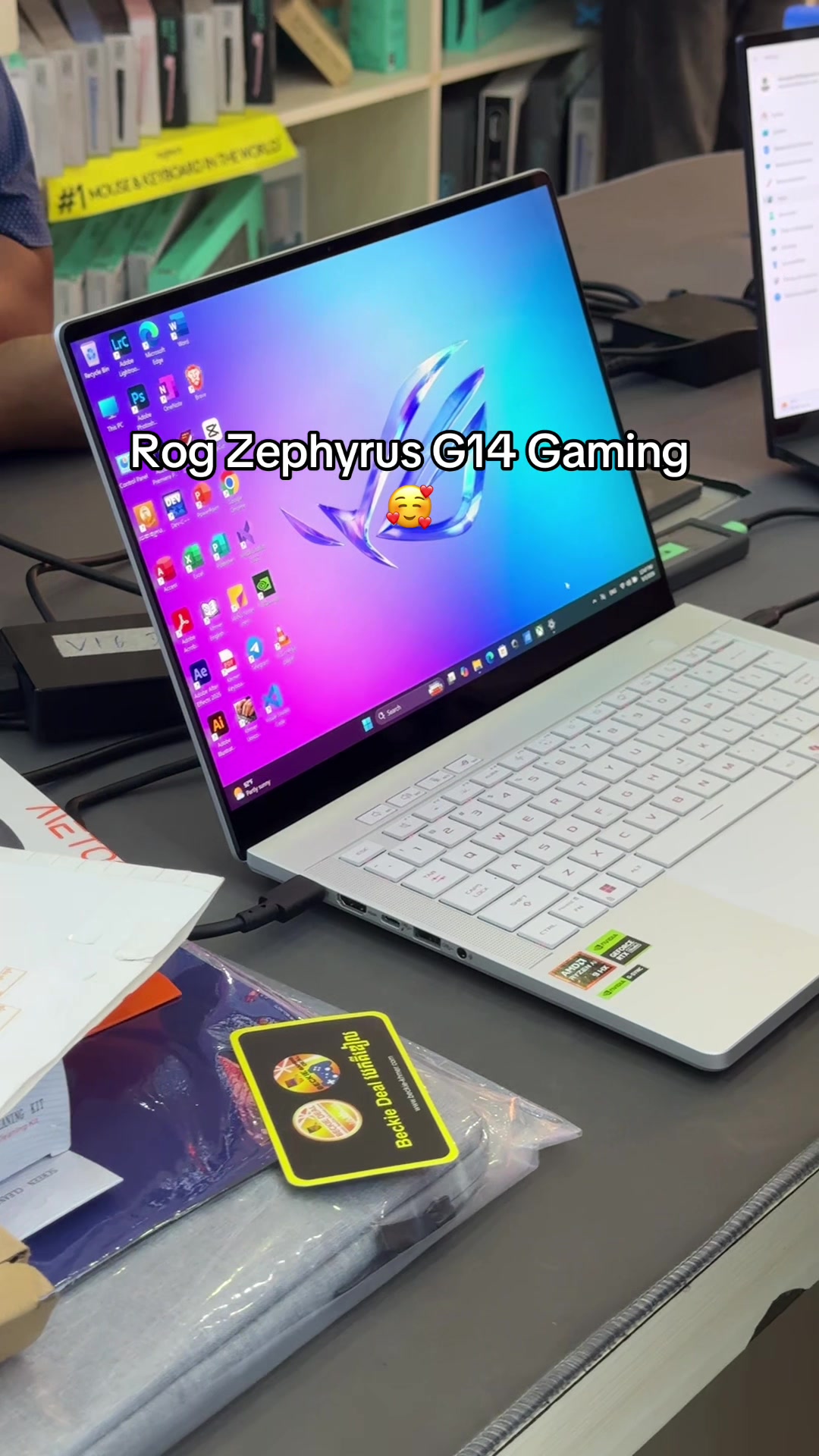 @Beckie Deal Computer បេកគីឌៀល