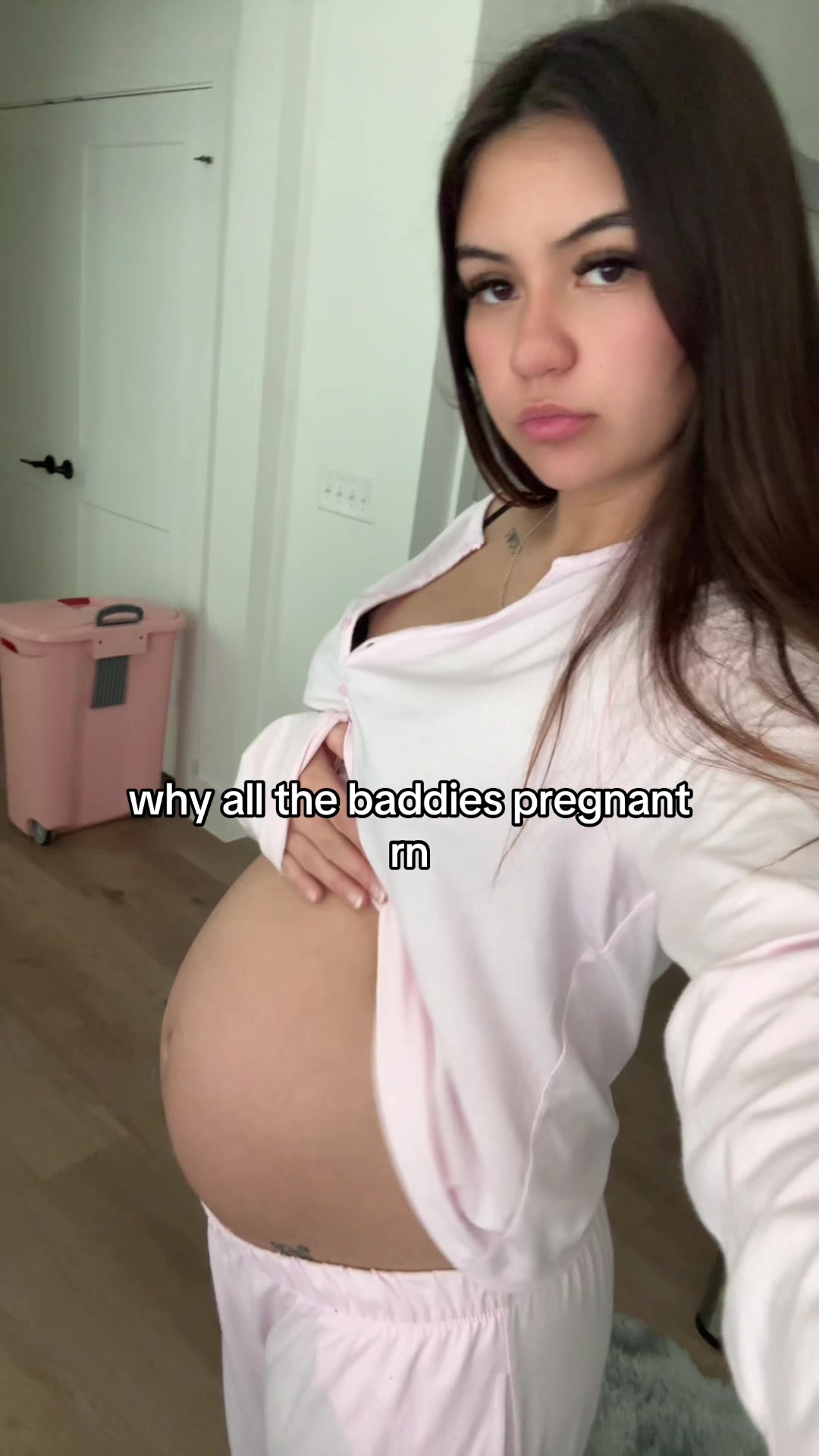 @๐๐๐ฅ๐ฅ๐ ๐ฆข