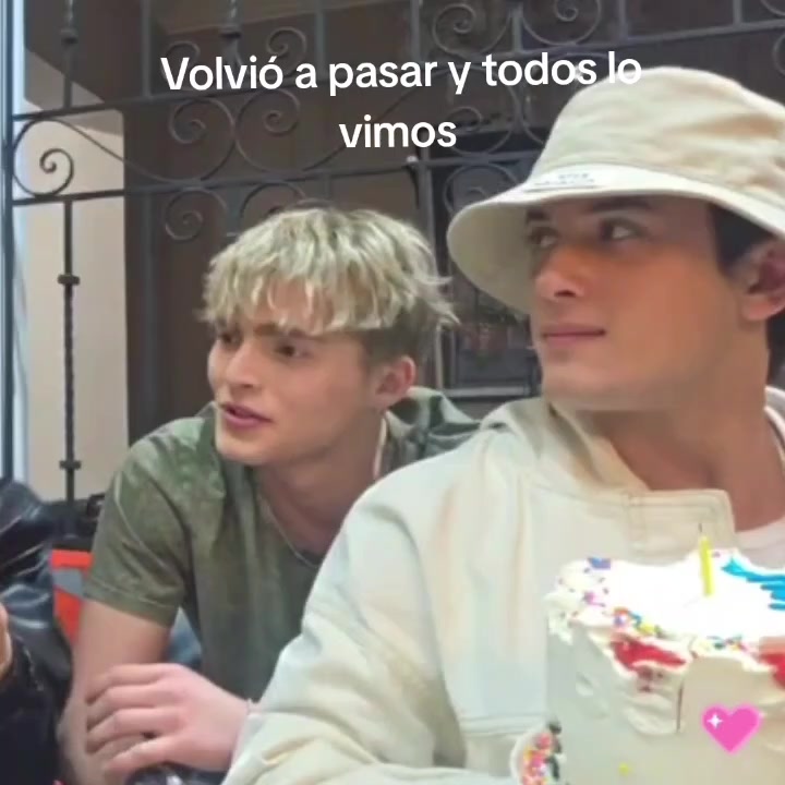 @Gatito G