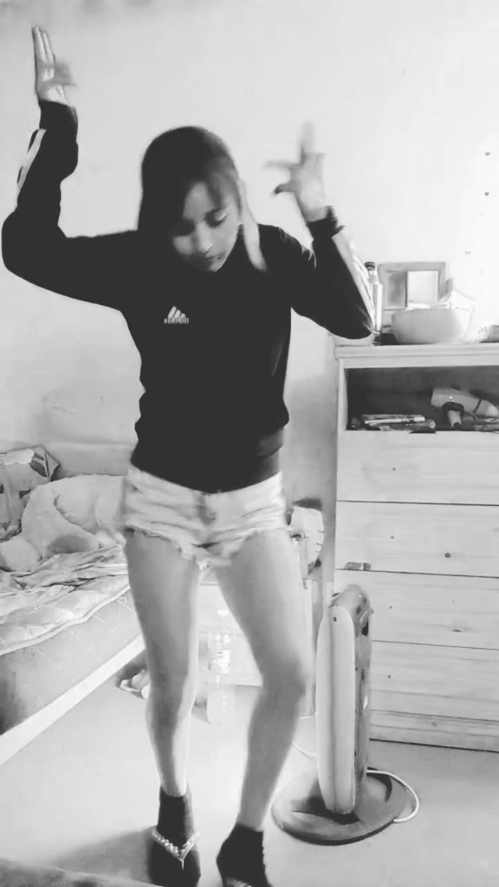@miluuu😉😅