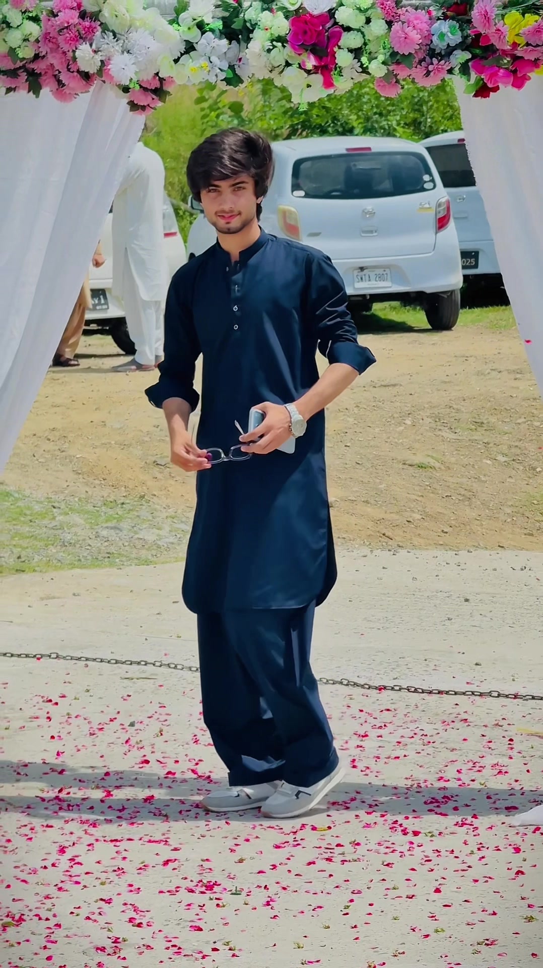 @Shahid_loyal2