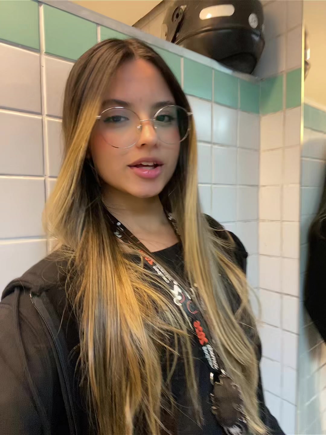 @m.