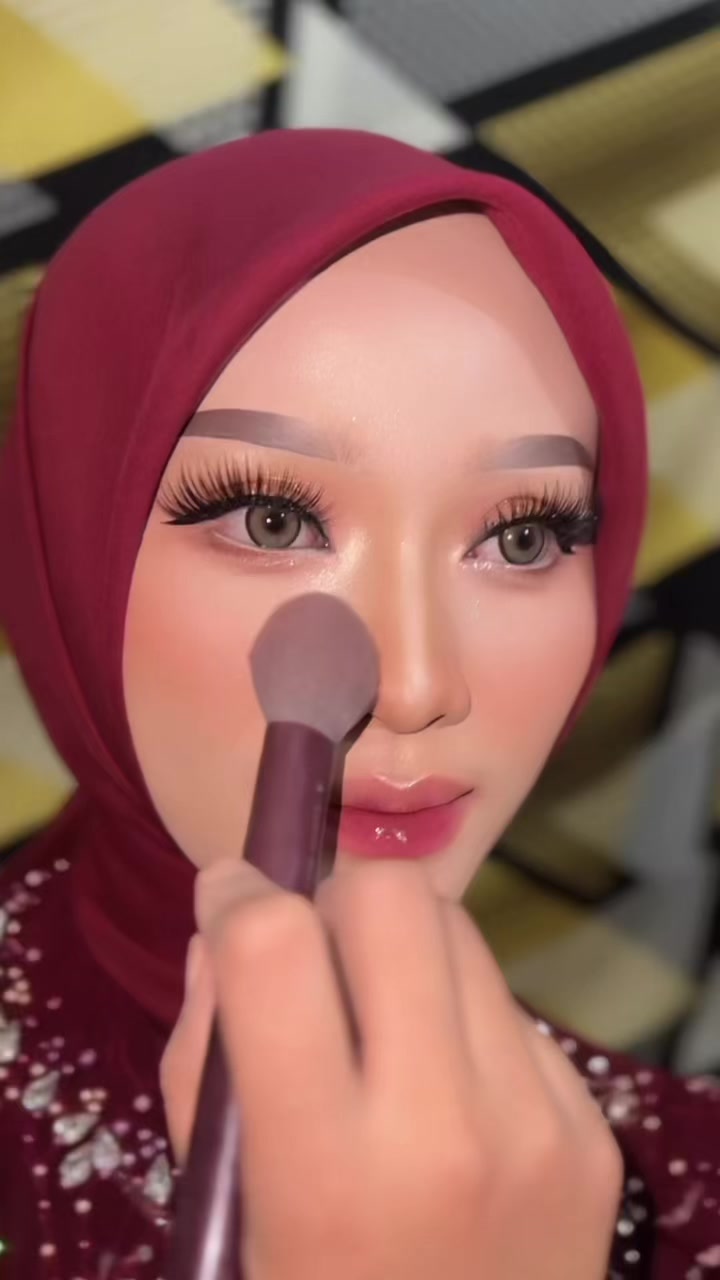 @idamakeuppati
