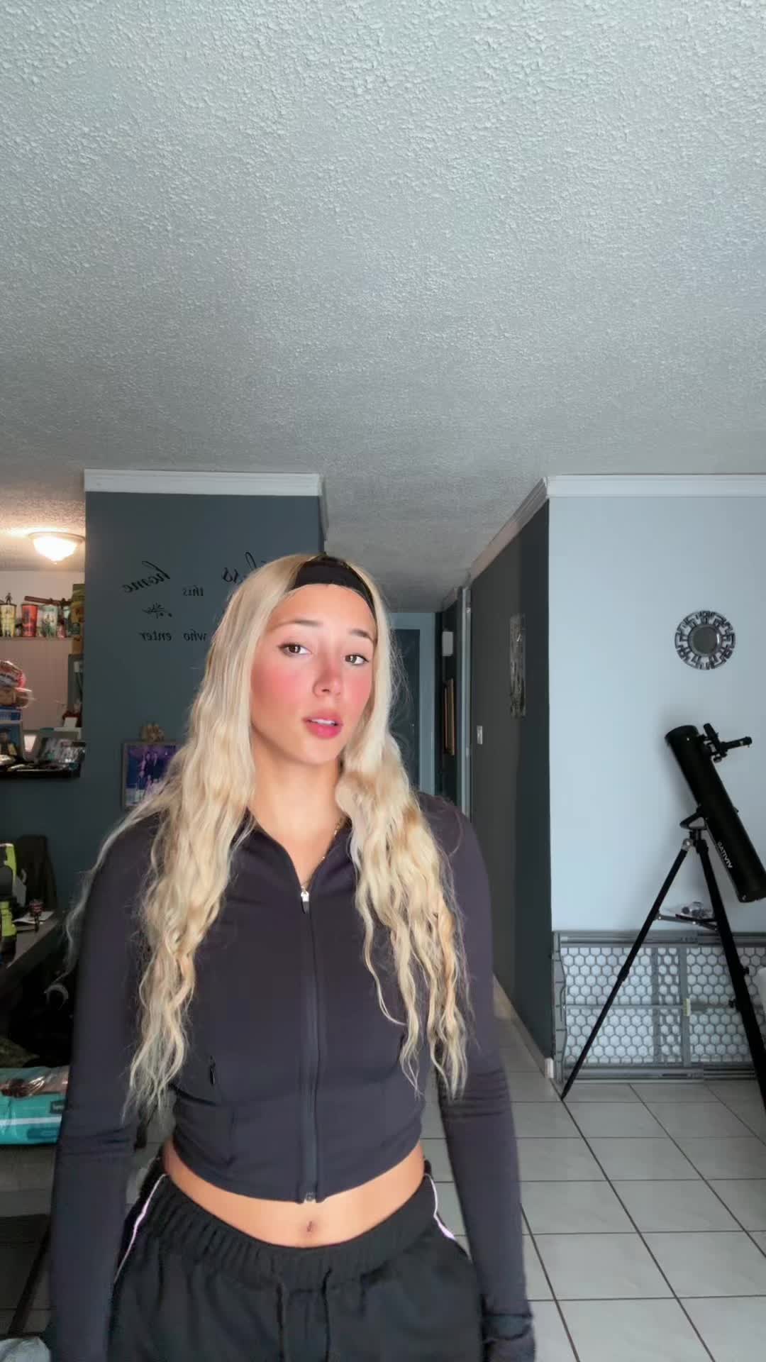 @Nayeli💎