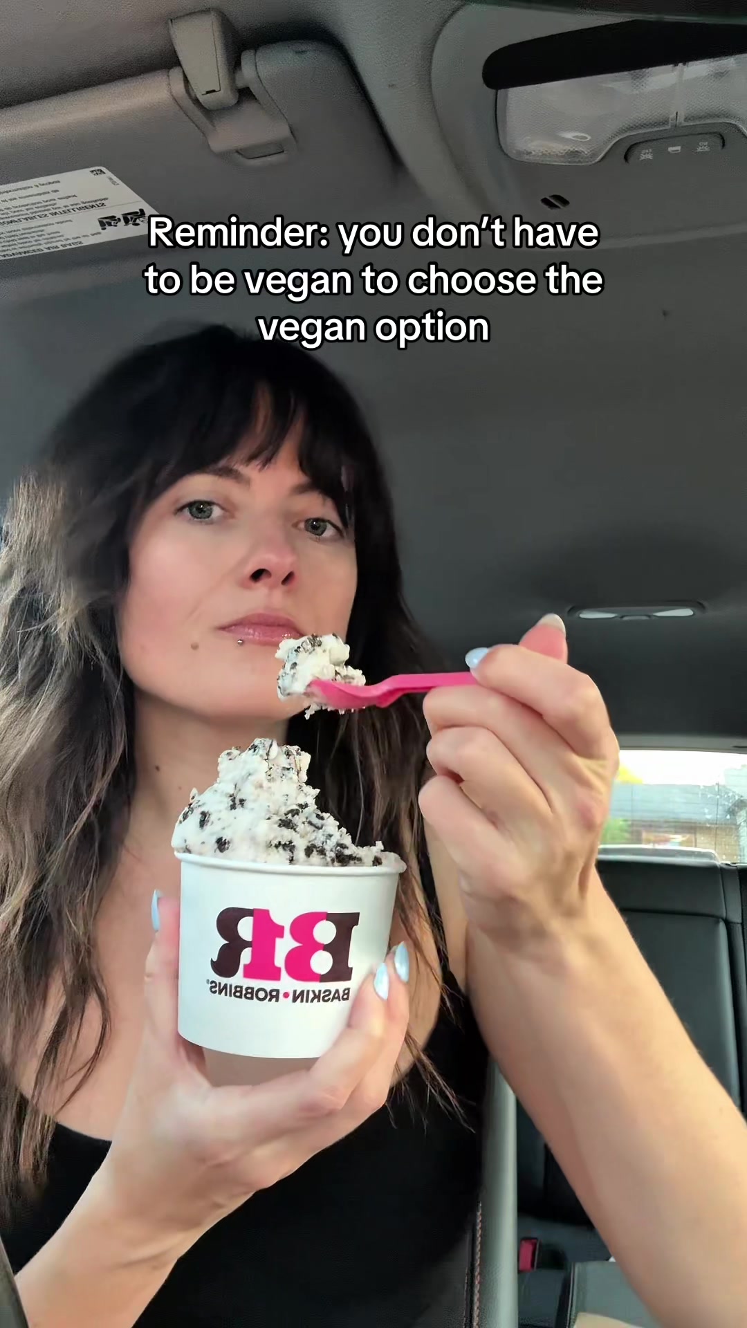 @maggieeatsvegan
