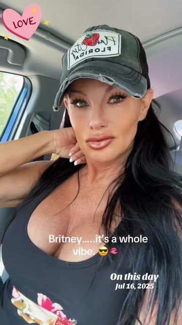 @Julie_AnnXO