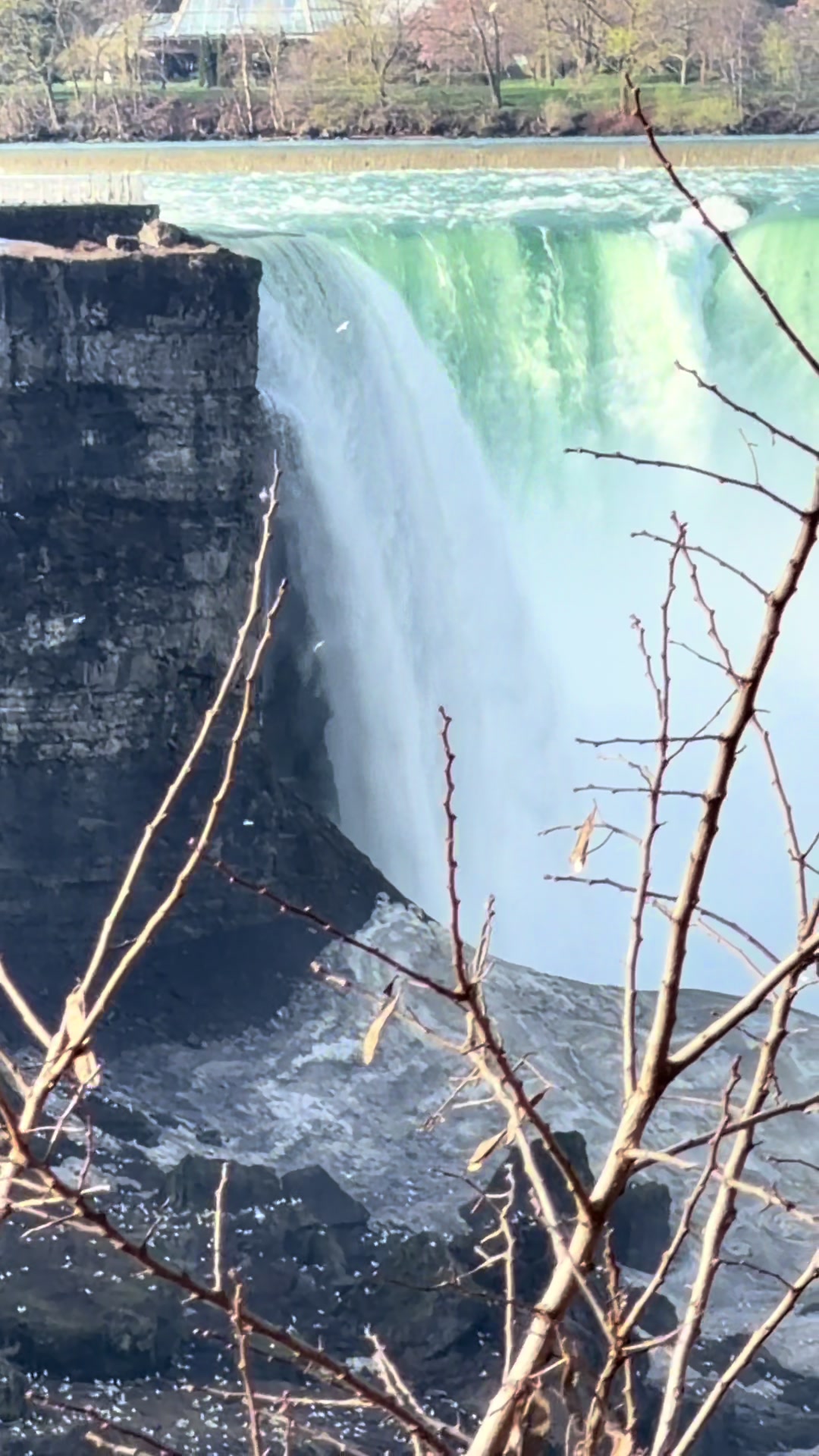 @Discover and Explore Niagara