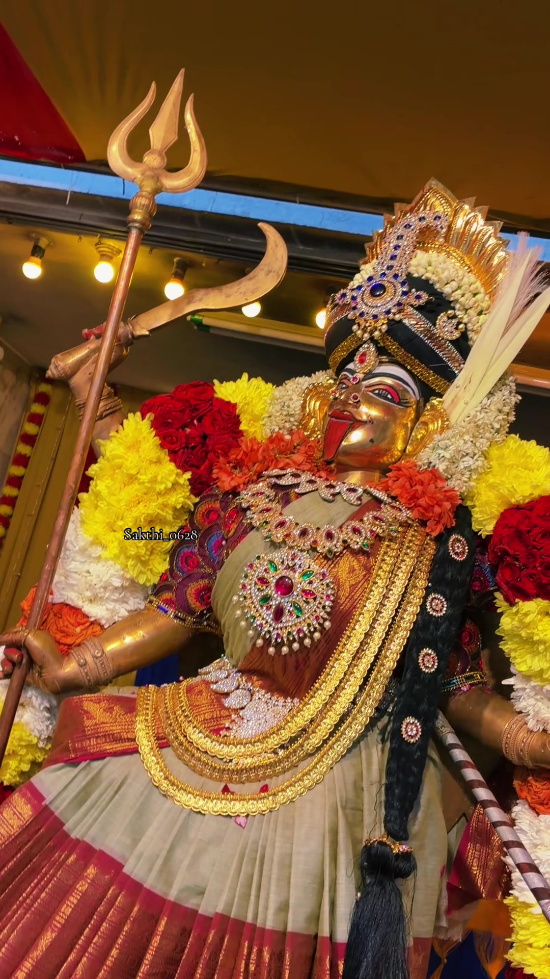 @sakthi_0628