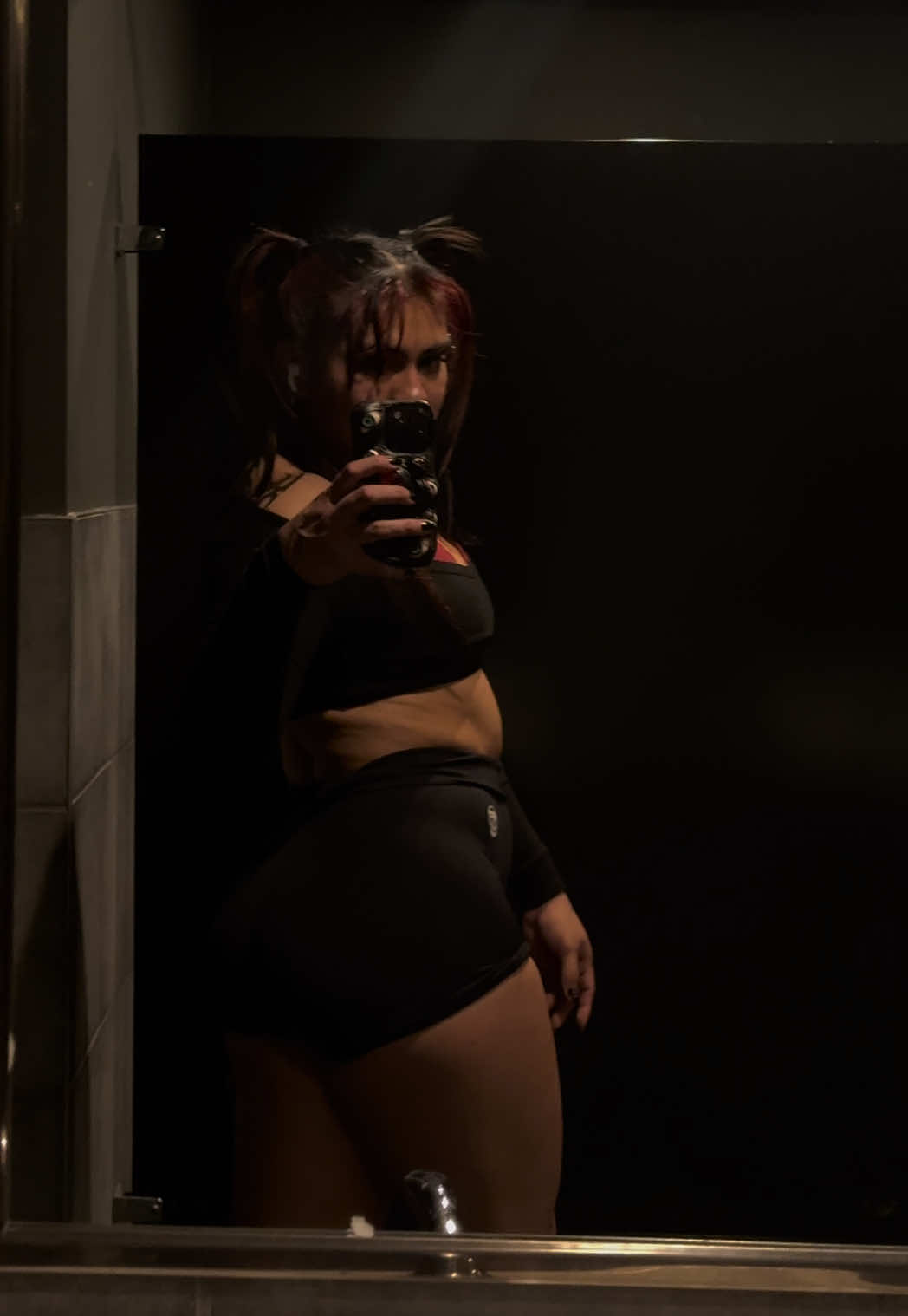 @Lesliee