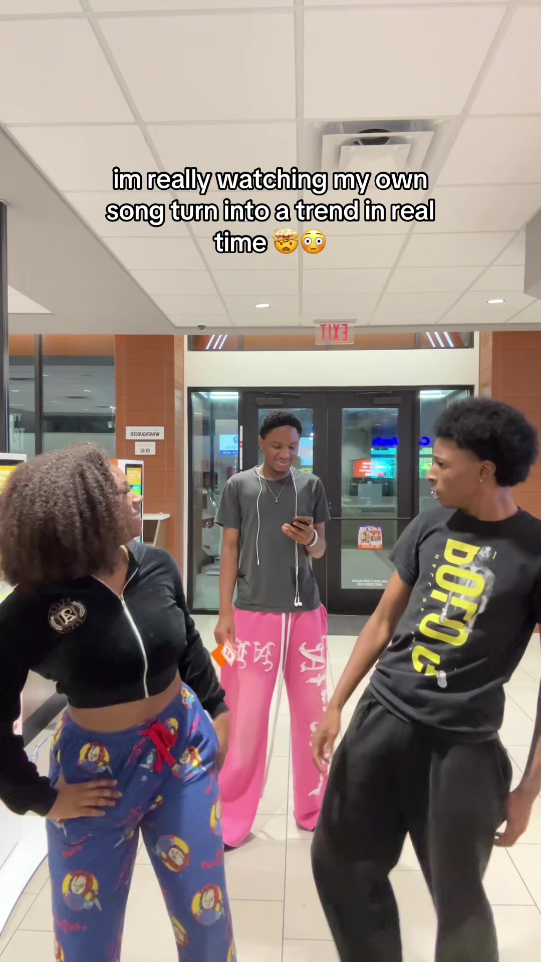 @_teezeey
