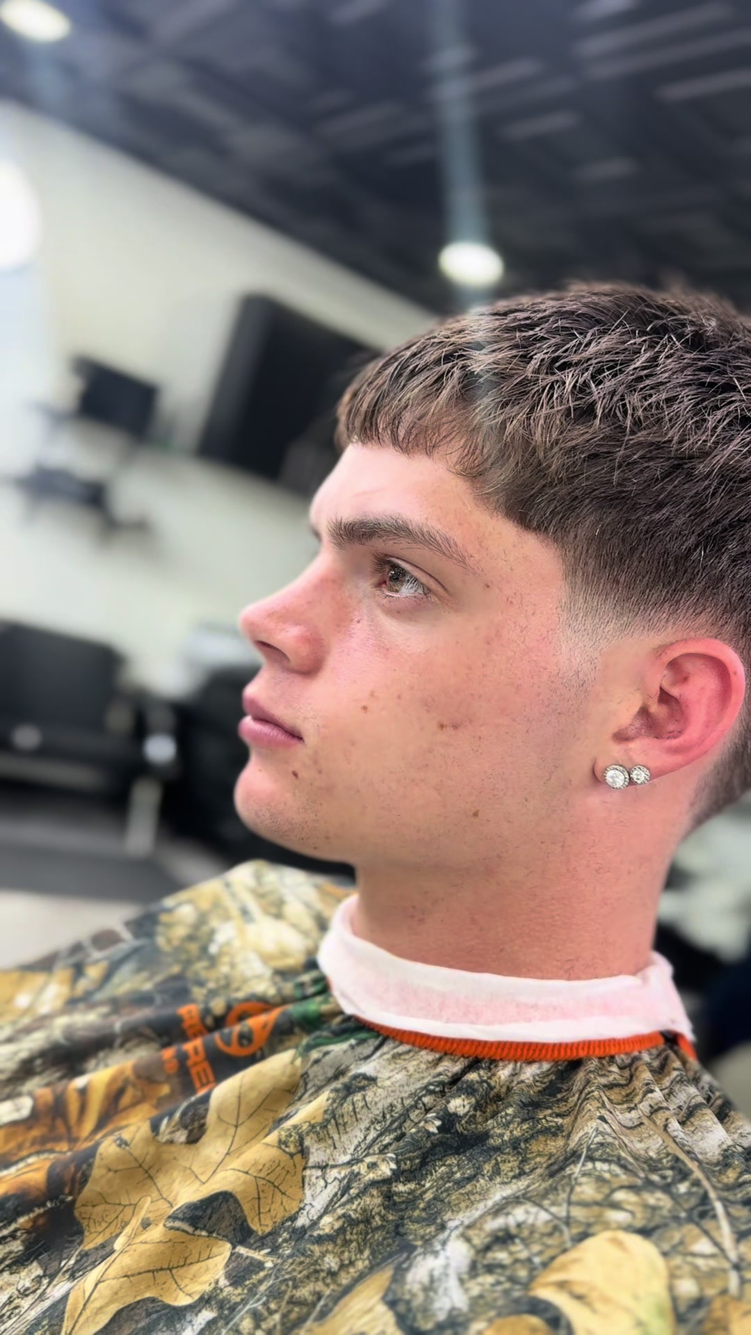 @OFFTHEGRID-BARBER