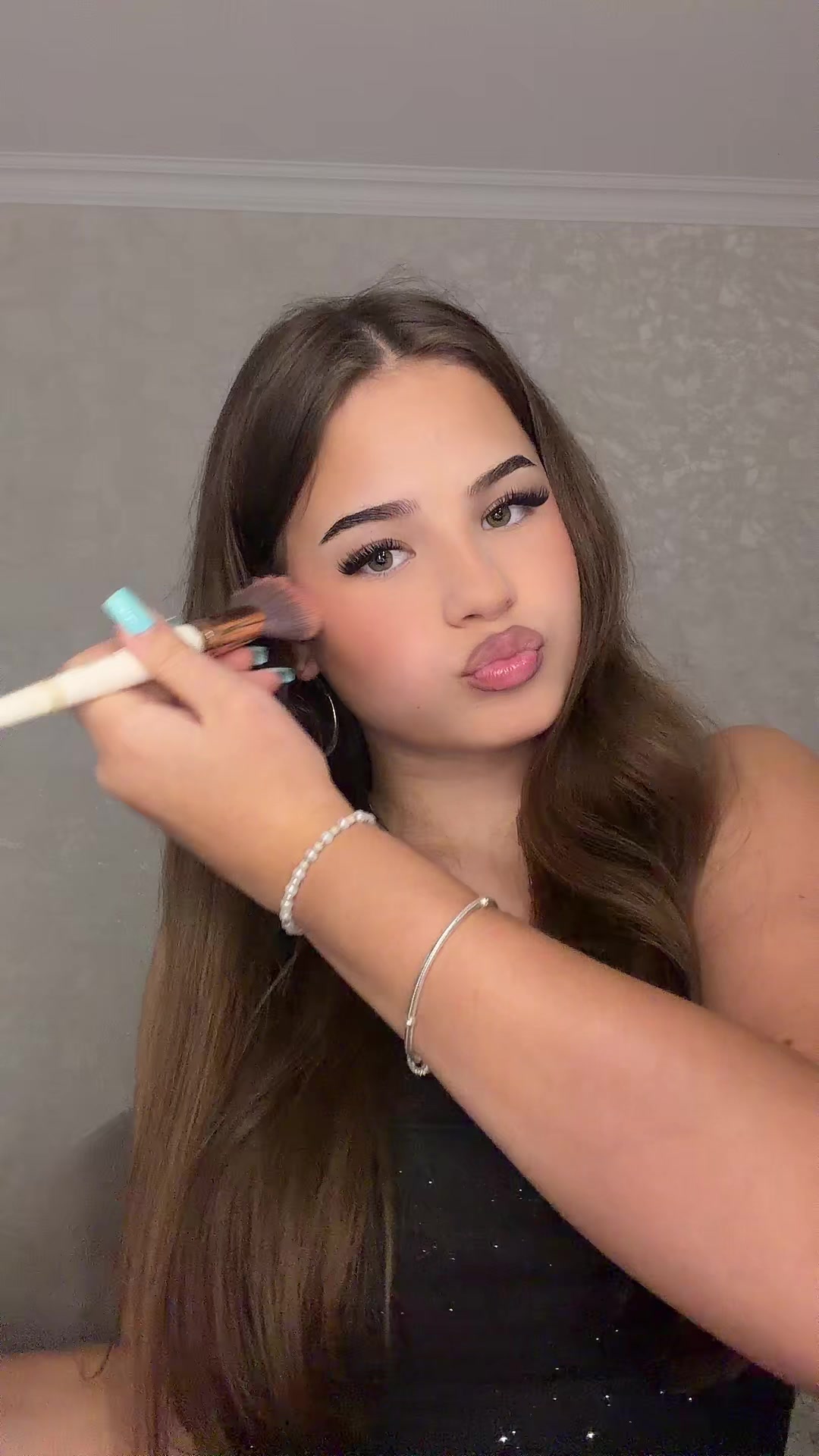 @Emilia_Olesea