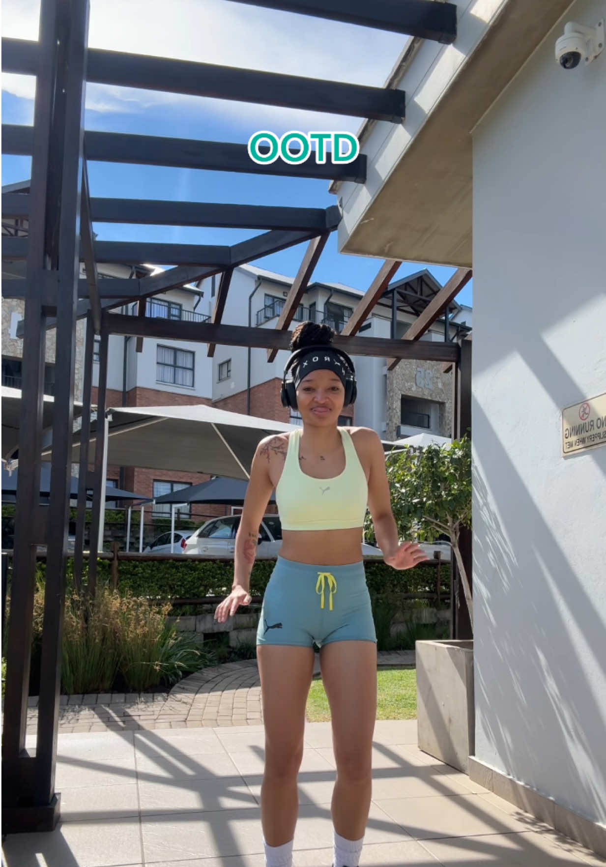 @6lingg 🇨🇳🇿🇦