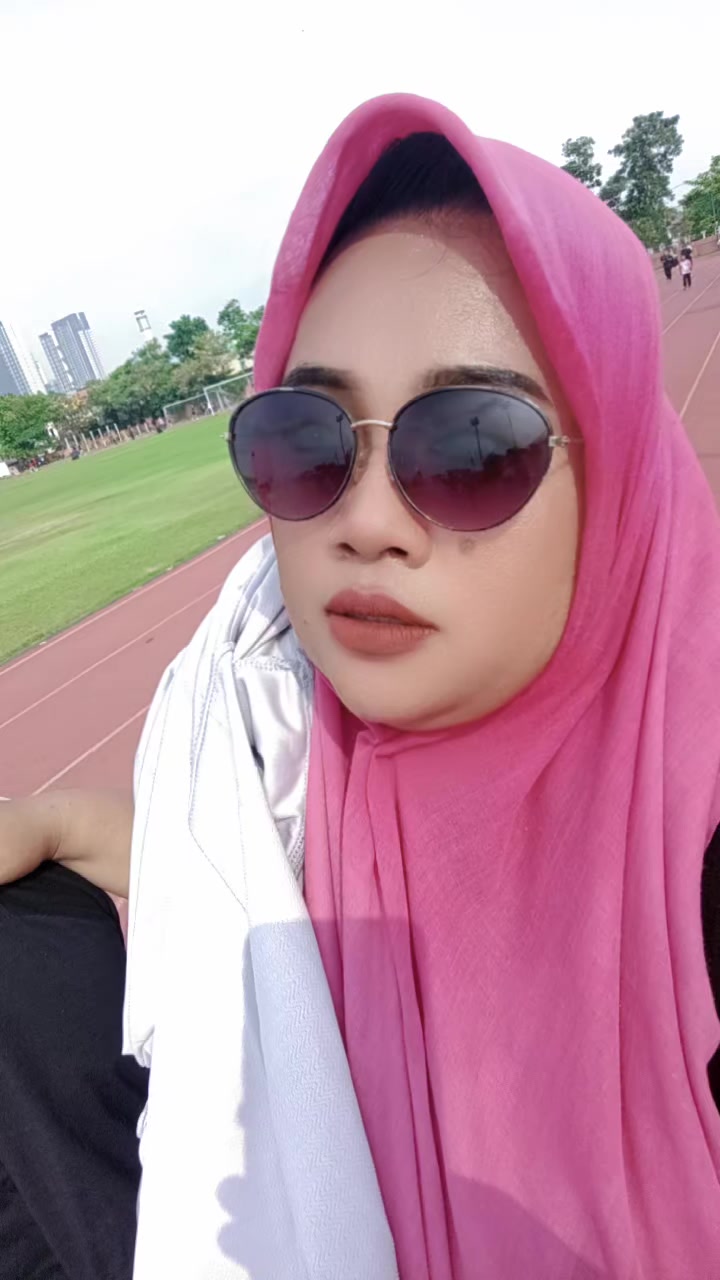 @Nayashoop