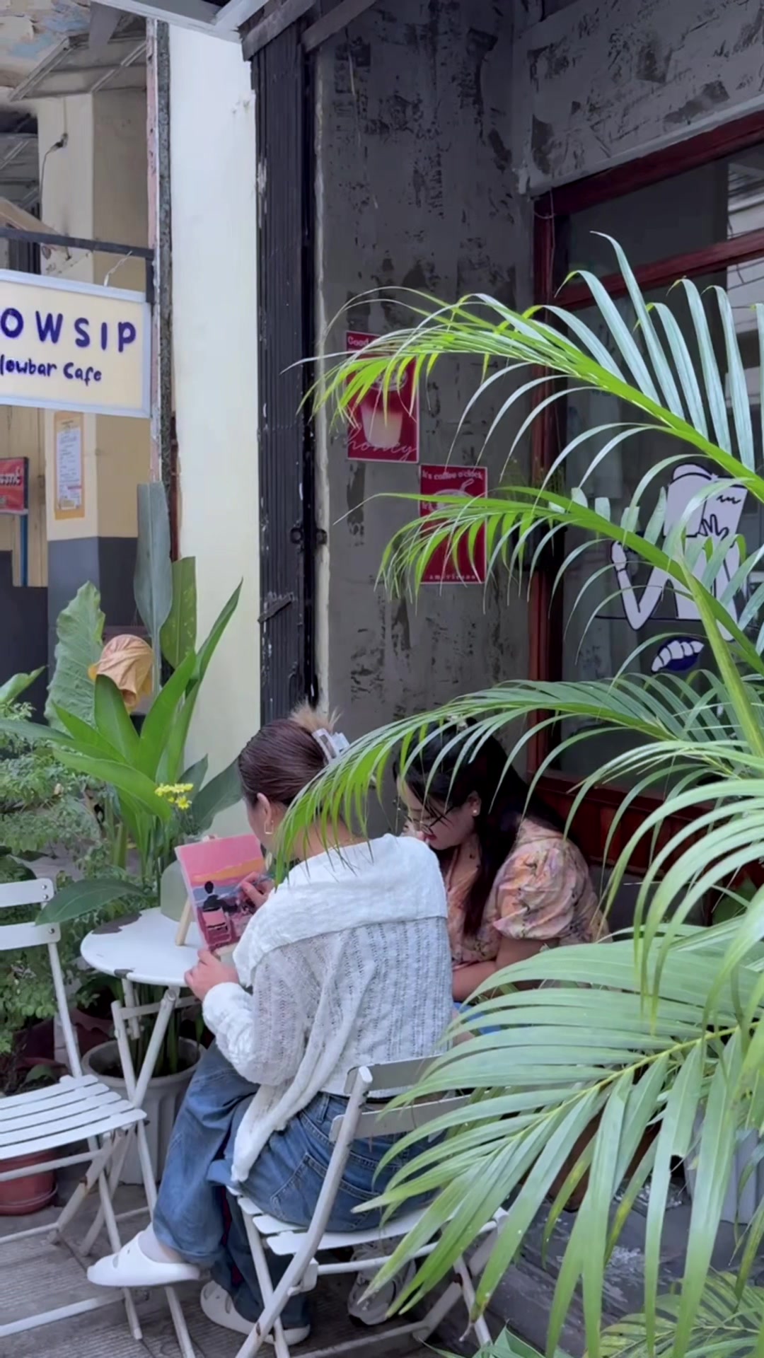 @Slow Sip Cafe