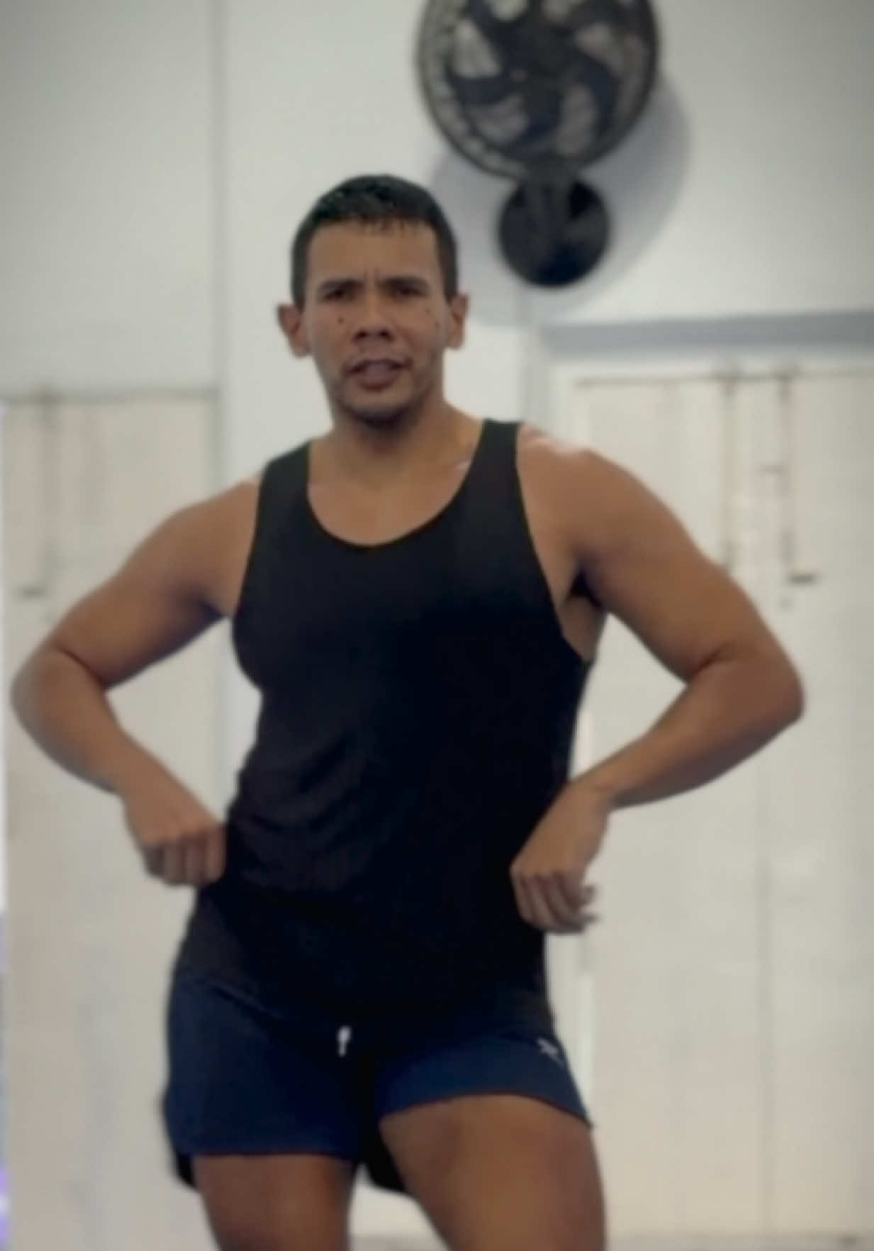 @henriqsalles