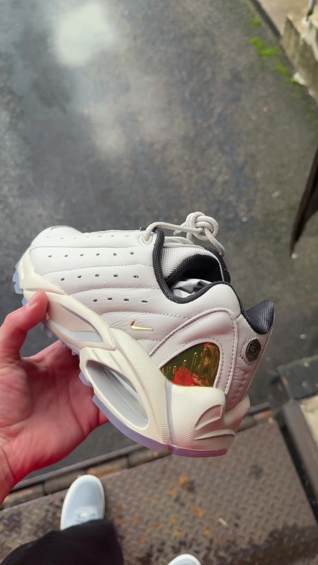 @VERIFIED SNEAKER DEALS