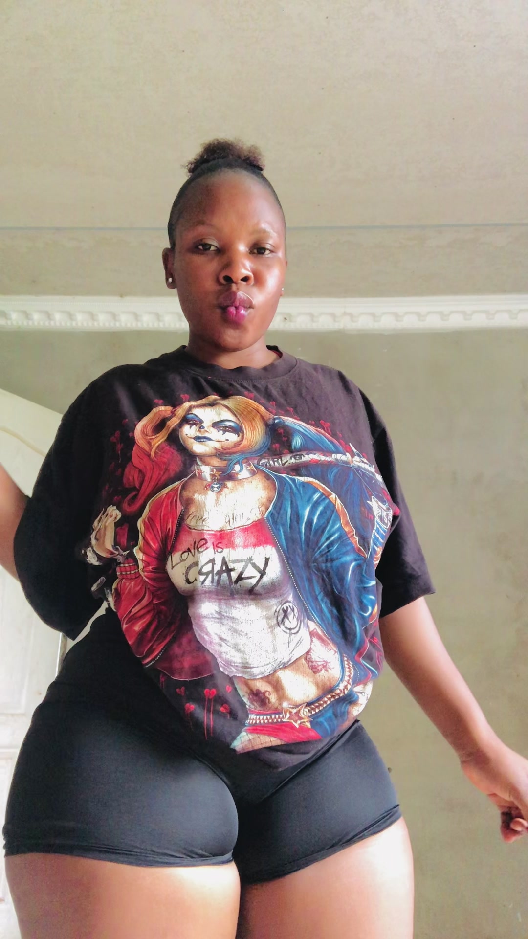 @Nikiwe.