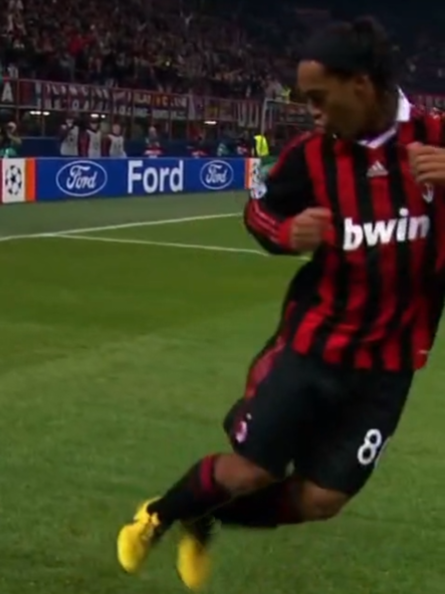 @Ronaldinho