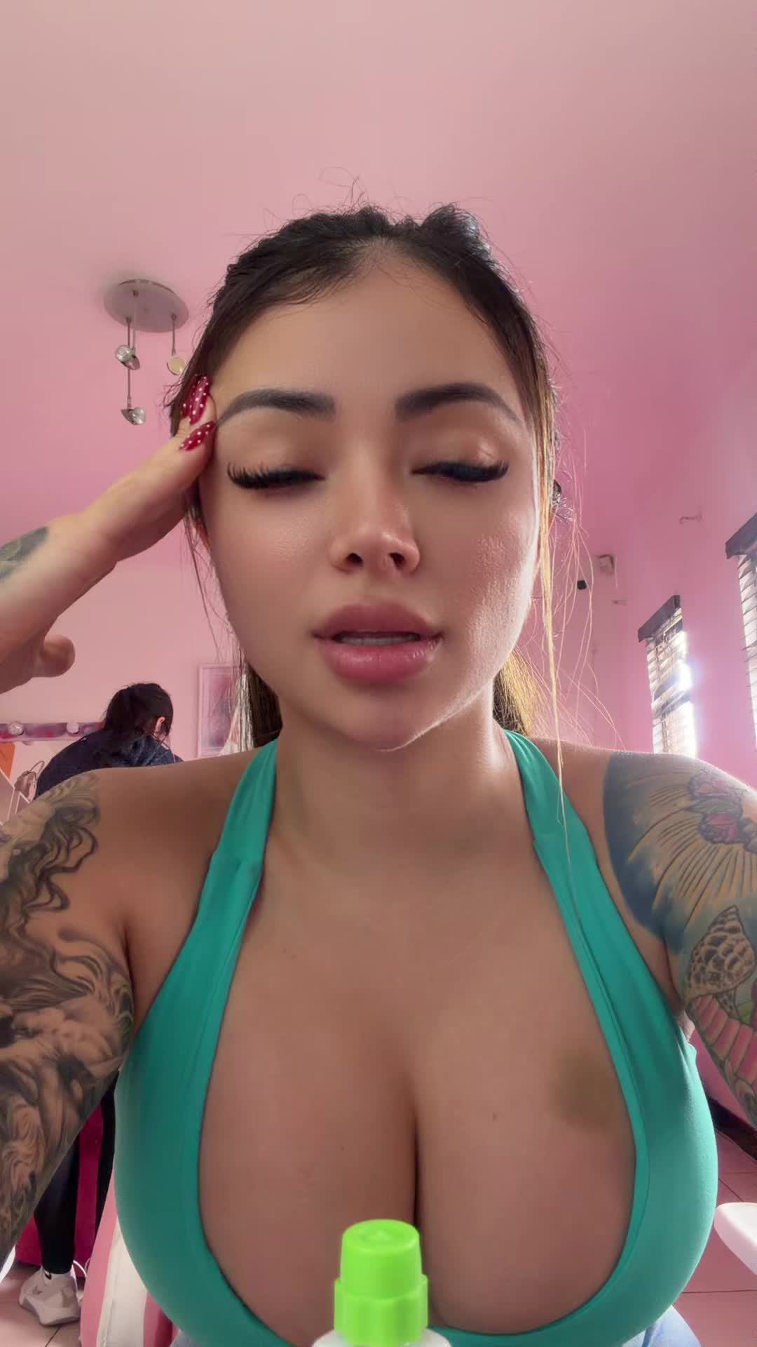 @MeliAlfaroOficial