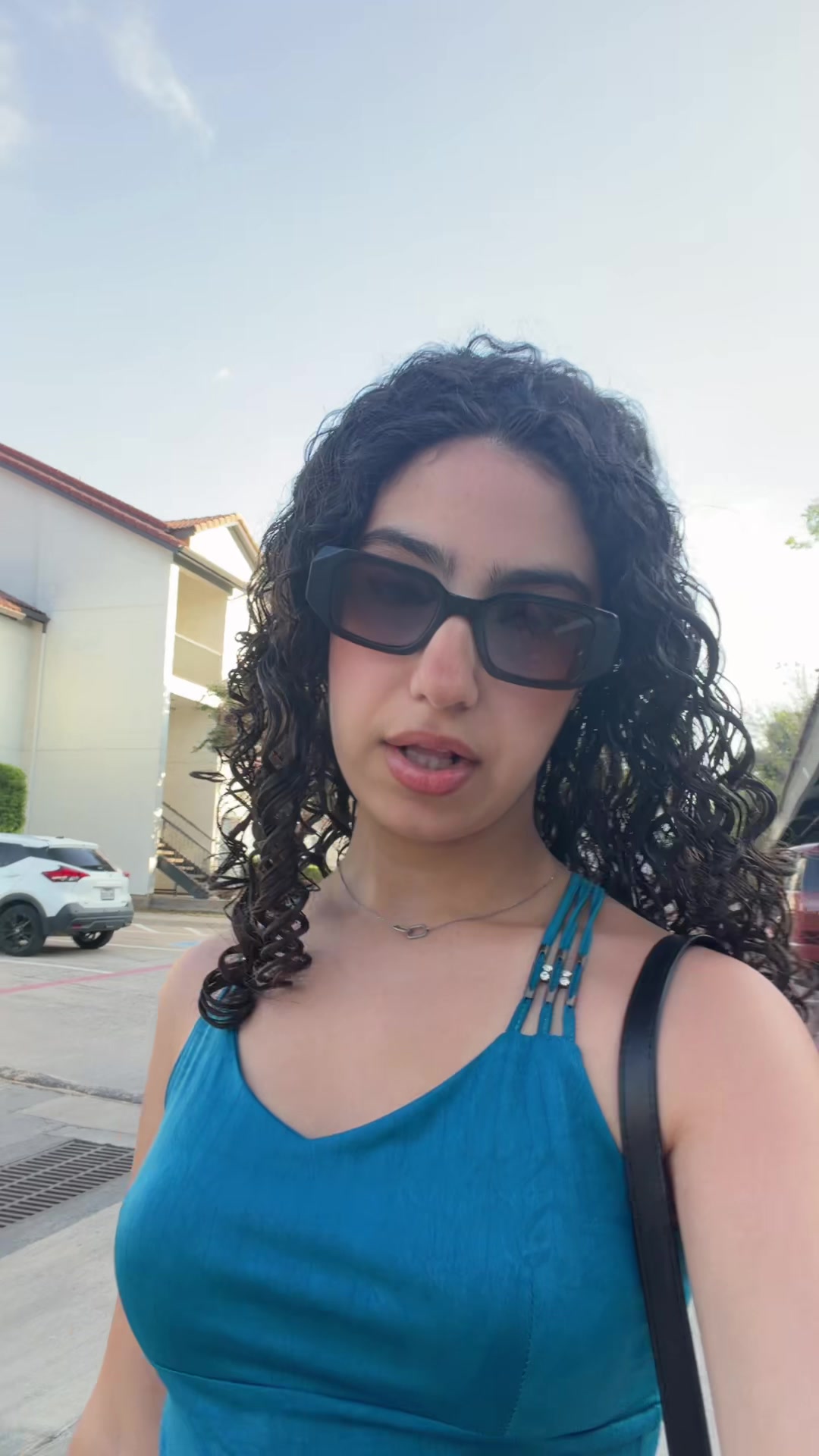 @Sophia