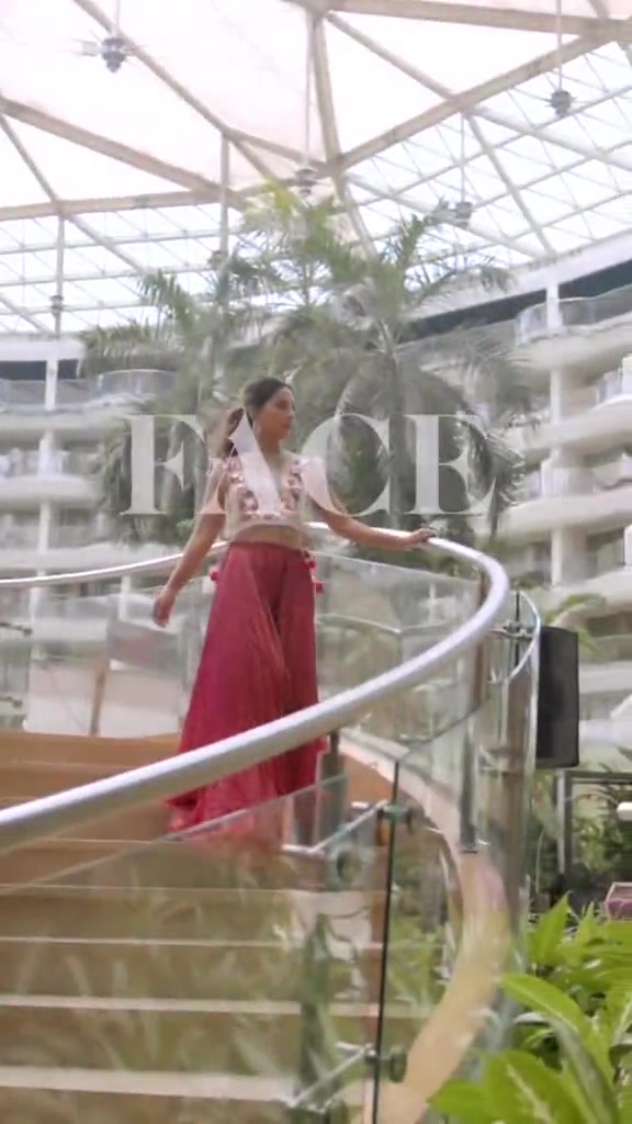 @Hina Khan 💎