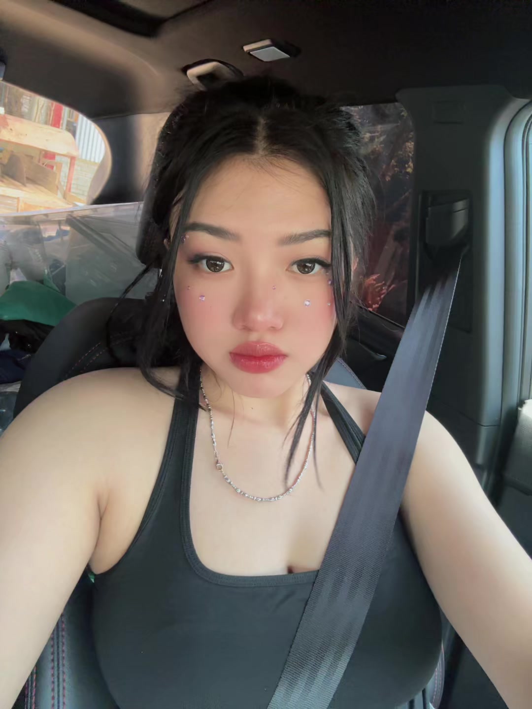 @ur.yadanar