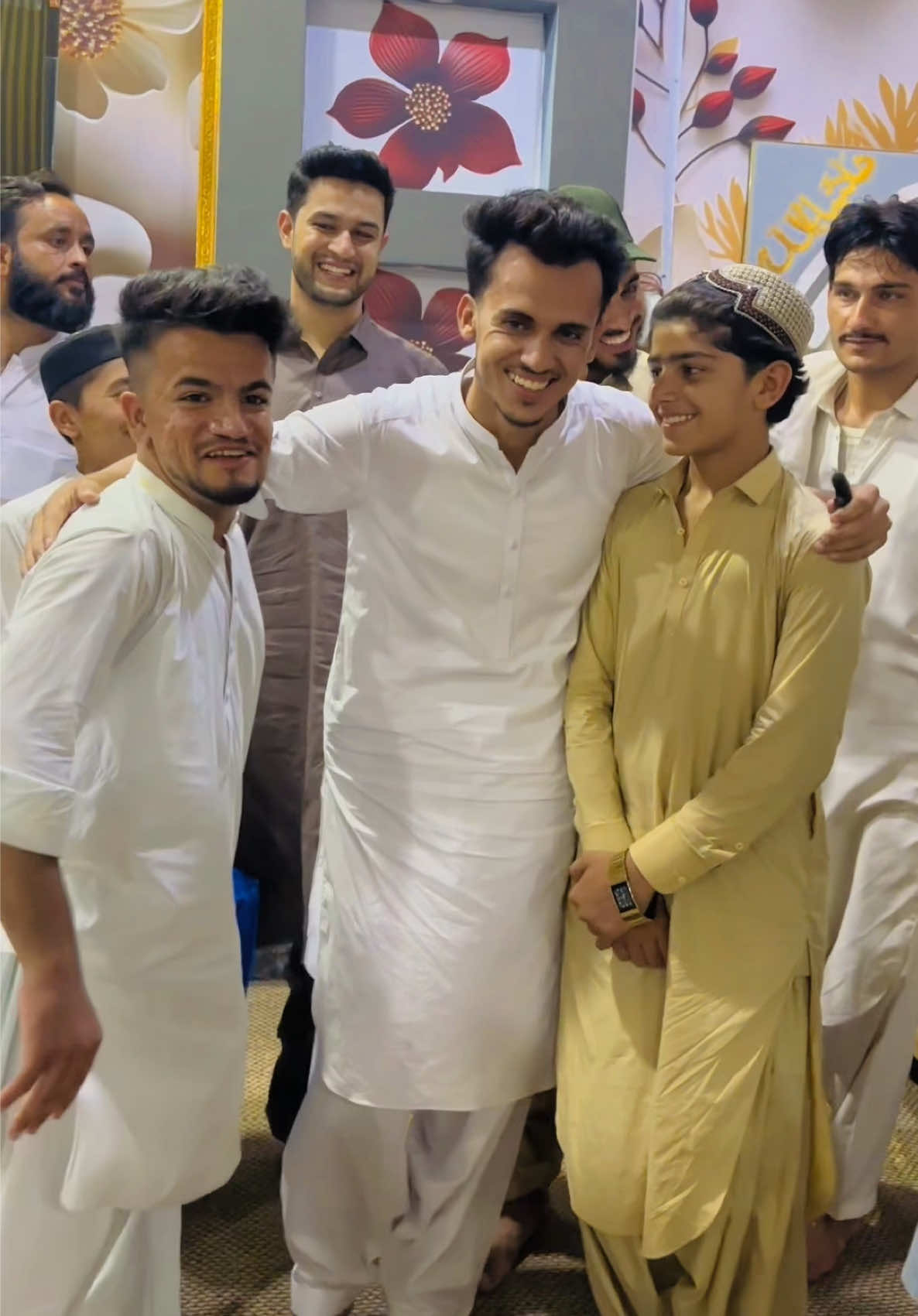 @Mr Sanoo سنی