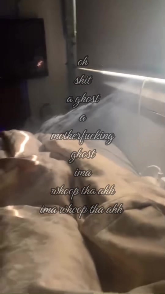 @𝓜🧟&zwj;♀️