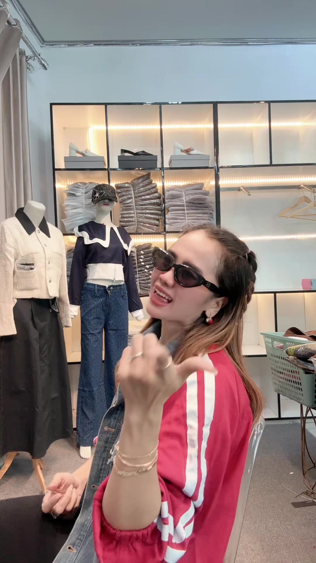 @madamanjany