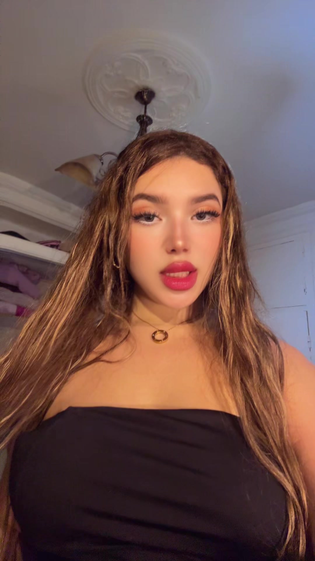 @Poca_