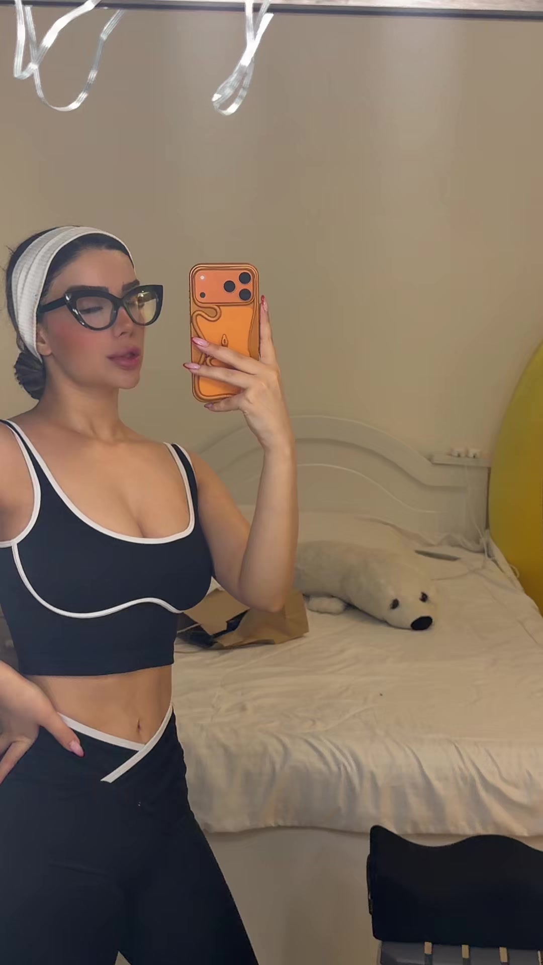 @Hanitam_