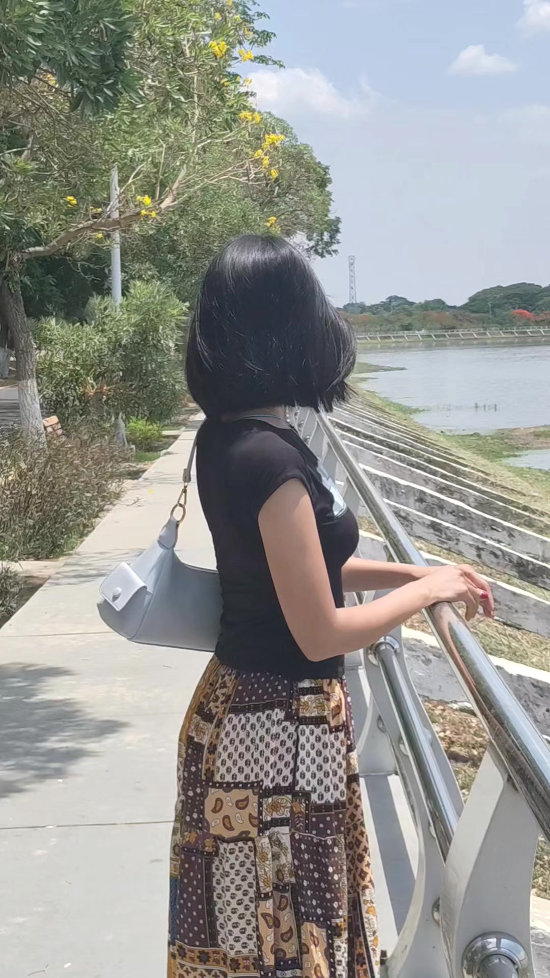 @HNIN🦋
