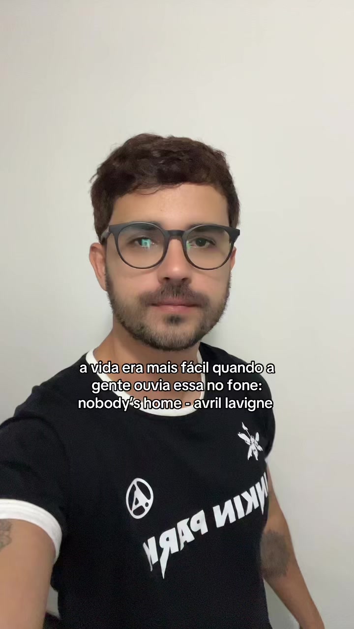 @AVRIL LAVIGNE BRASIL