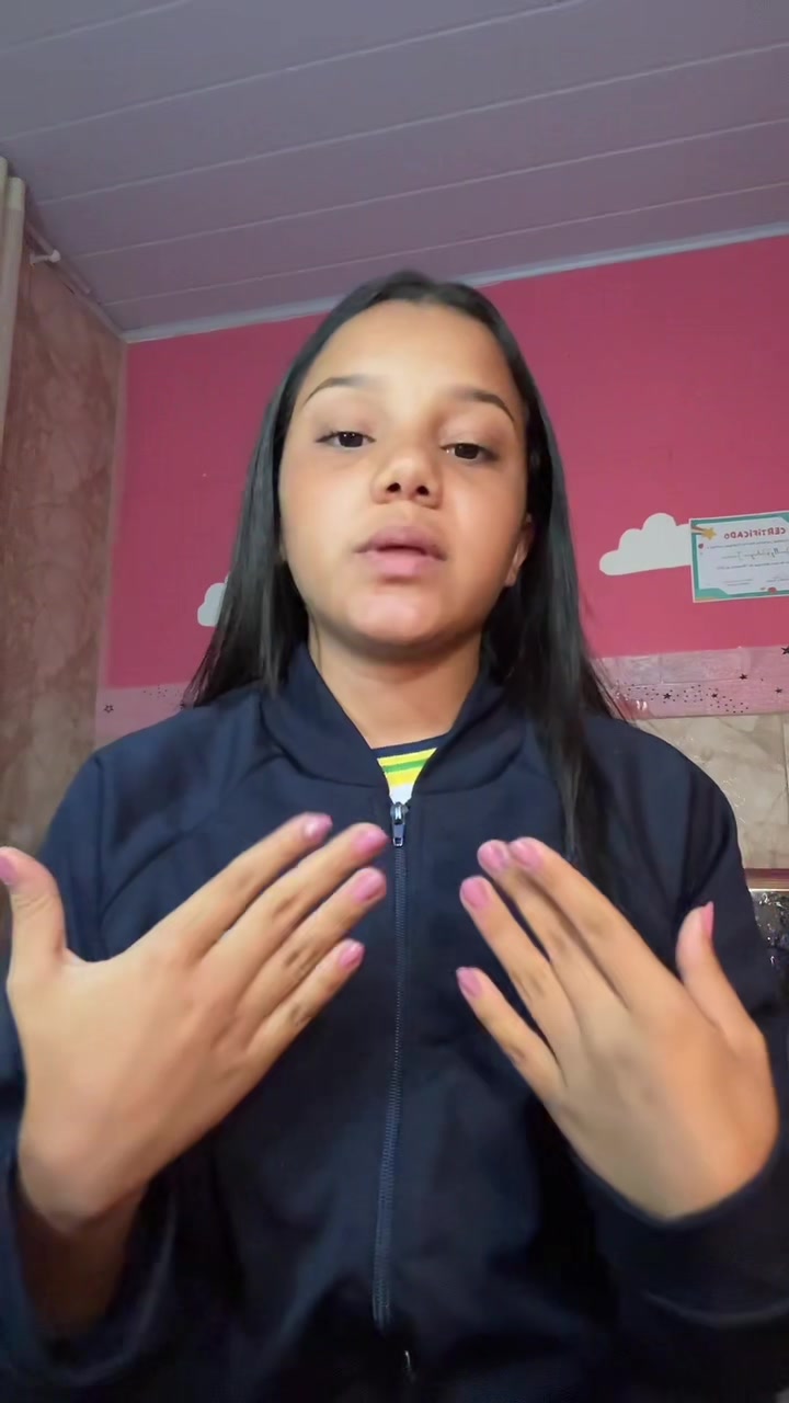@_.jamillyrff