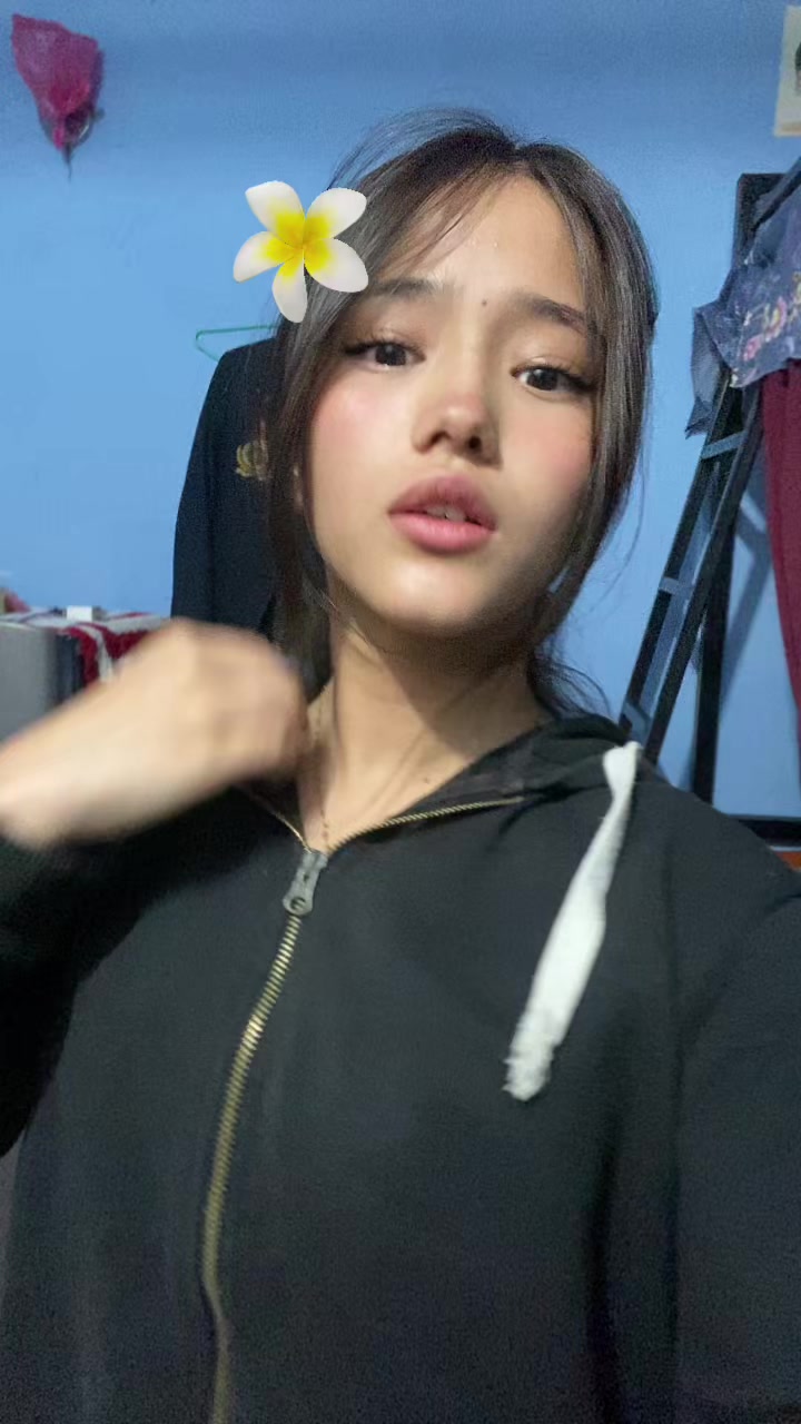 @Roshyaa😍