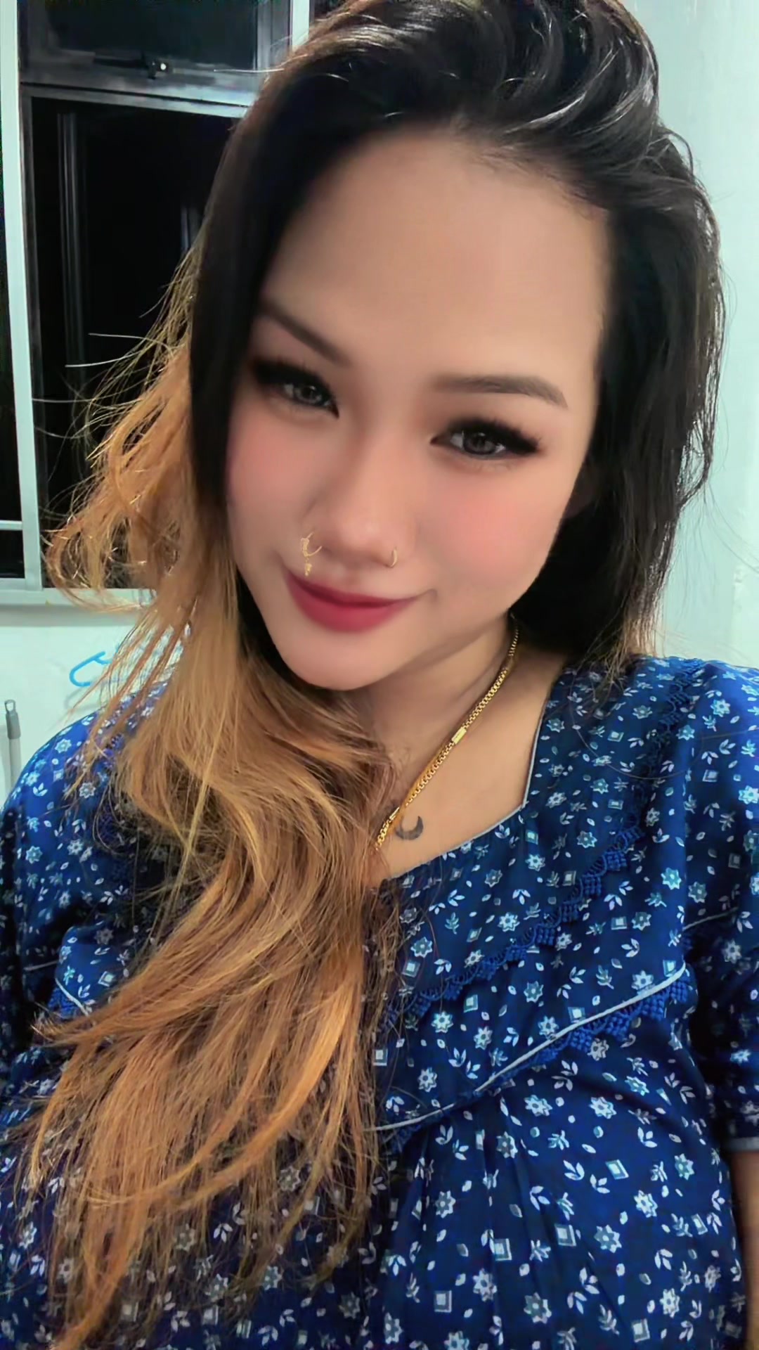 @Ashbby