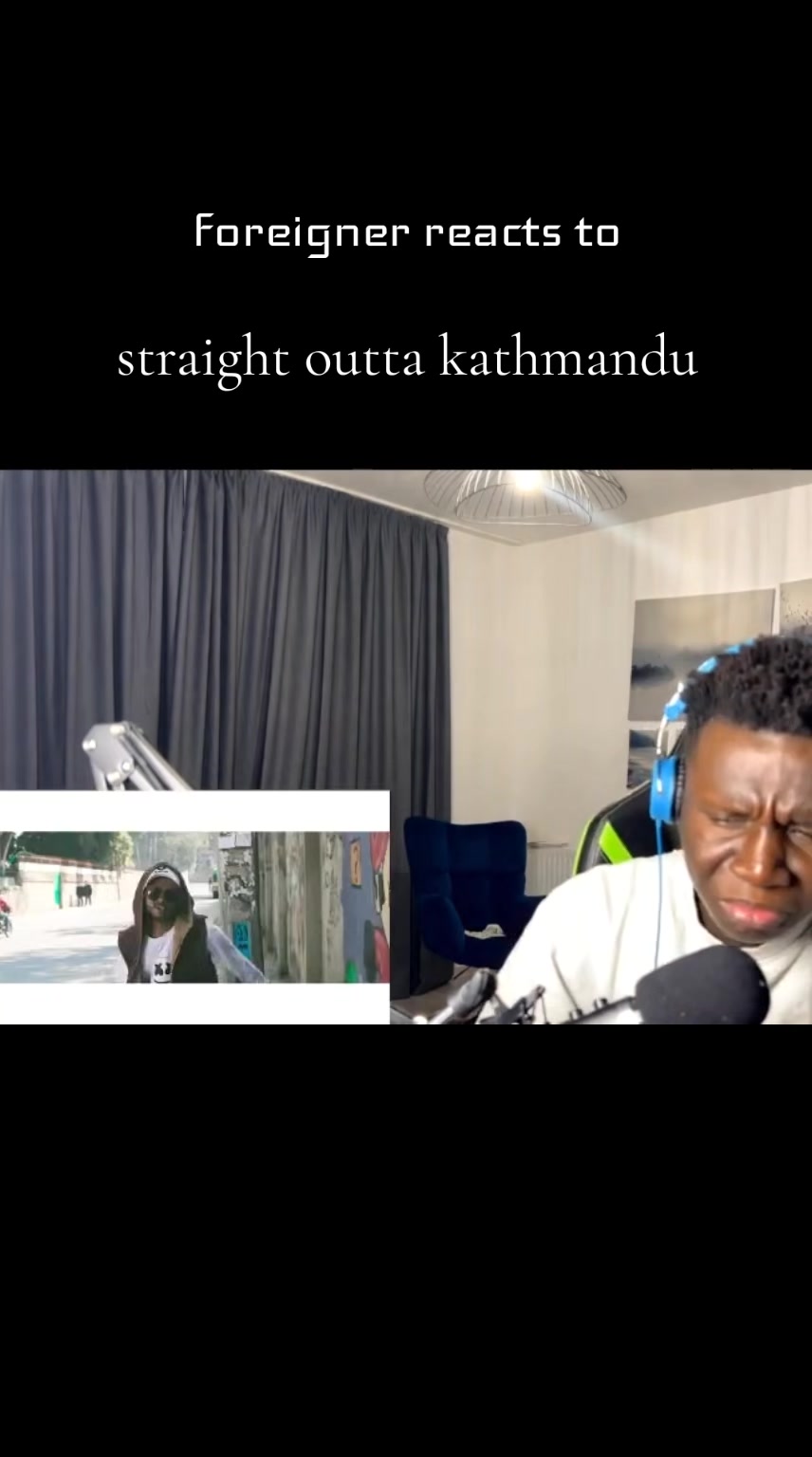 @UNfamous