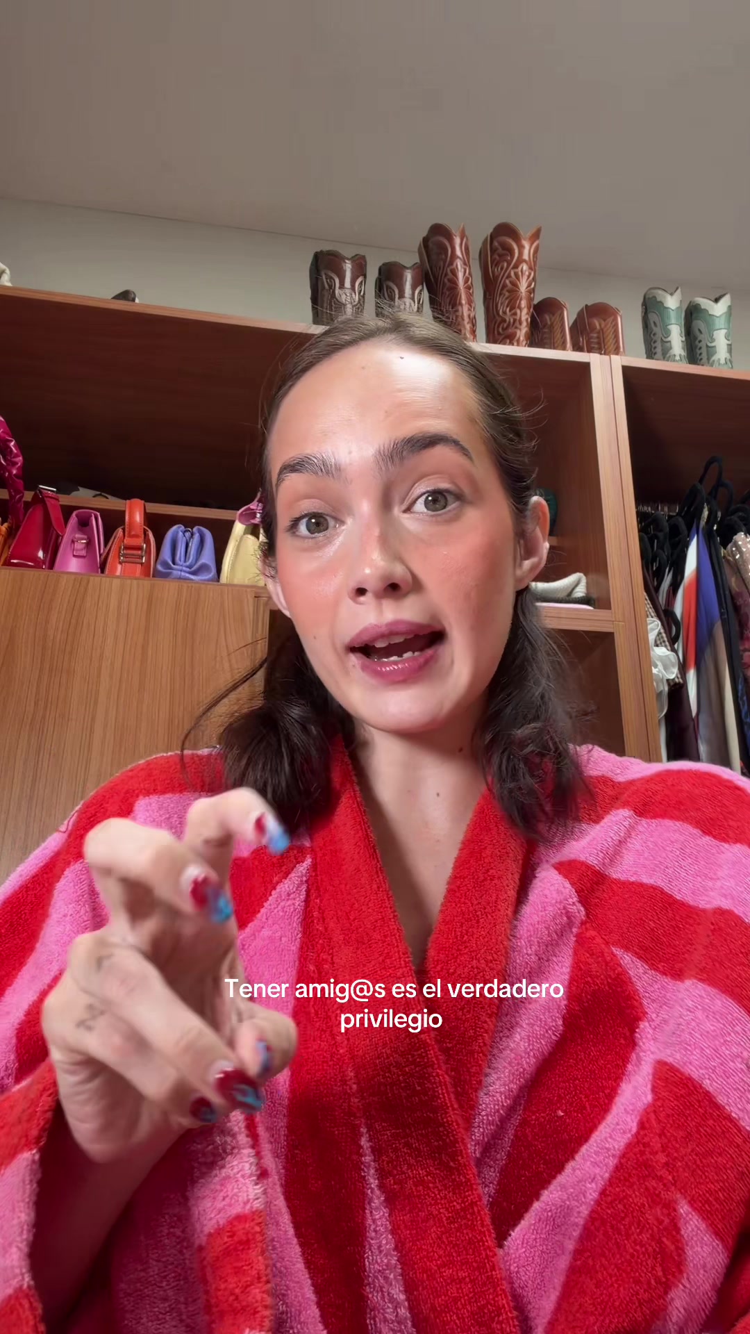 @Renata Haro